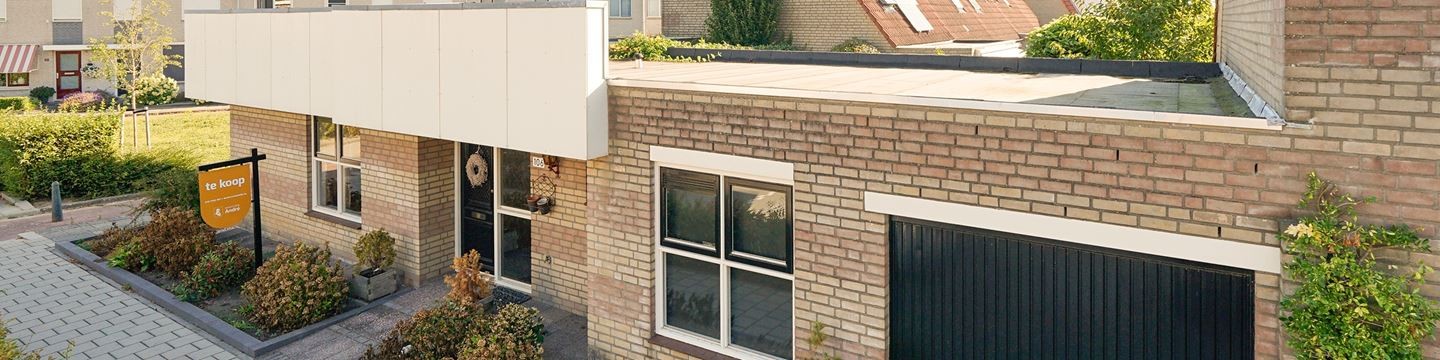 Makelaar André