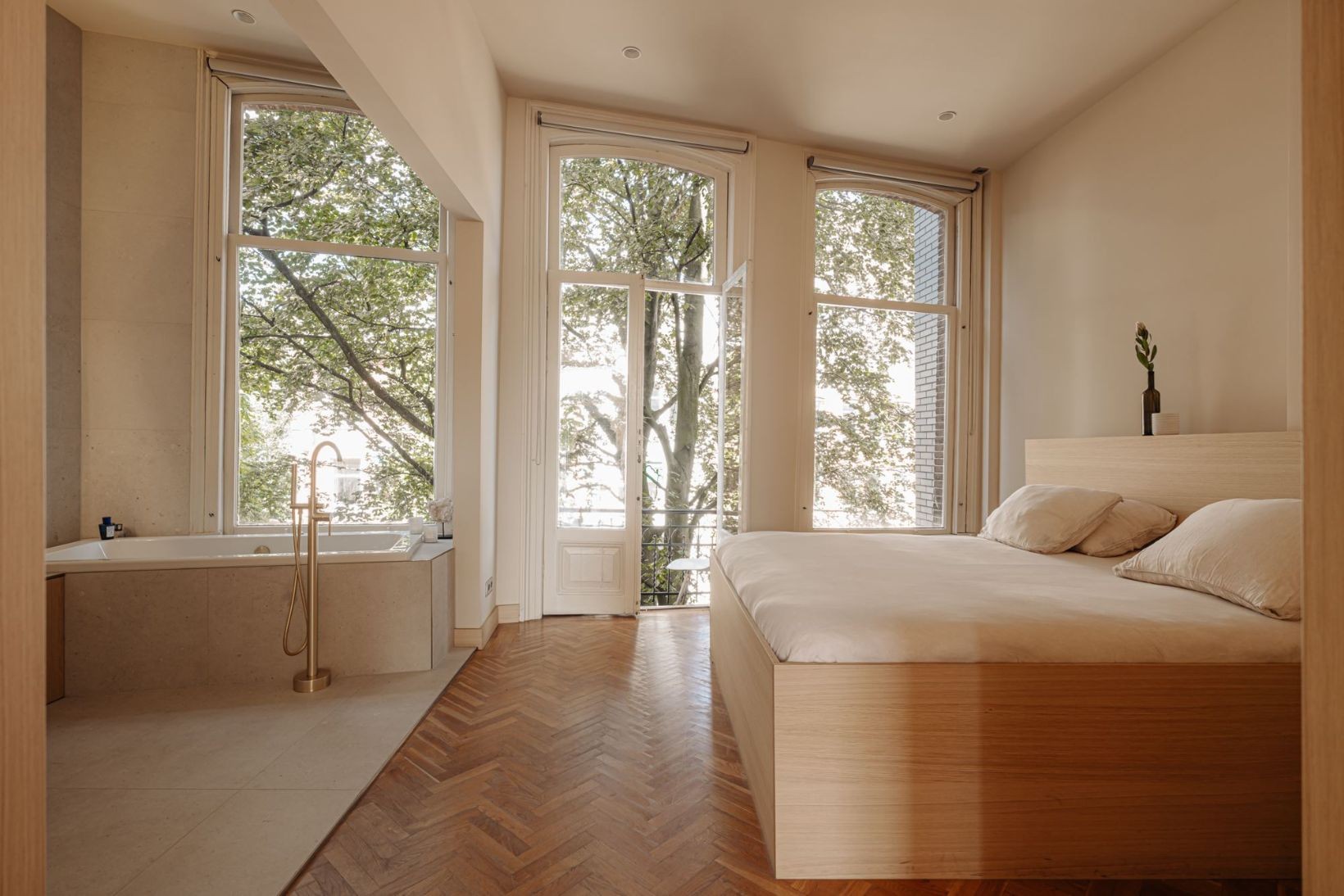 Appartement te koop: Tesselschadestraat 1H2, Amsterdam