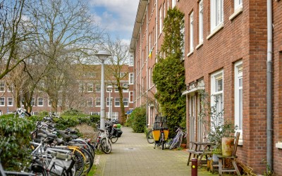 Juliana van. 40-2