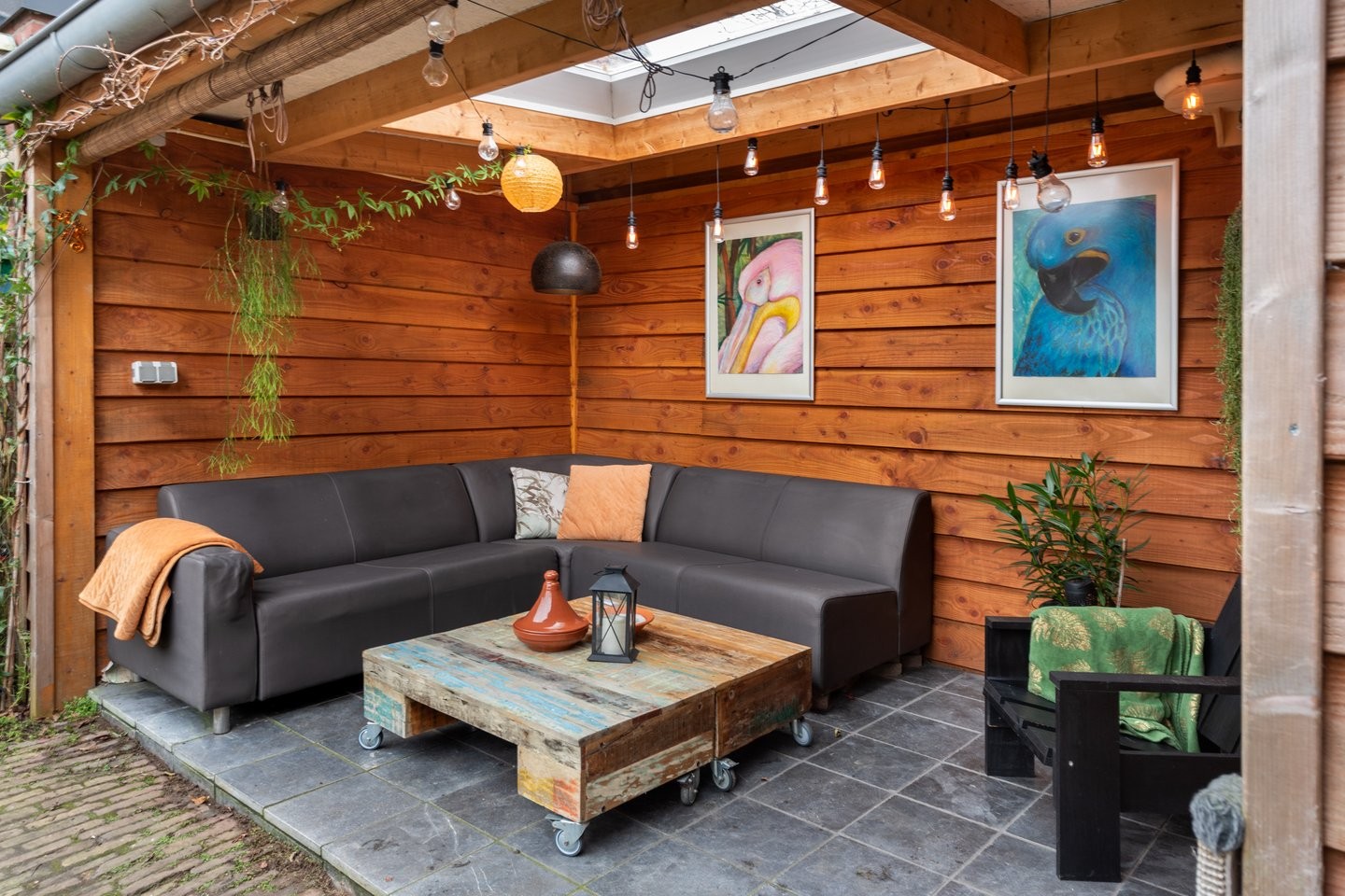 Hoekwoning te koop: Kastanjelaan 48, Zwanenburg