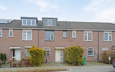 Voorplecht 23