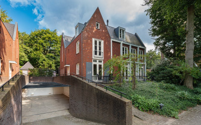 Huis te huur Diependaalselaan 102