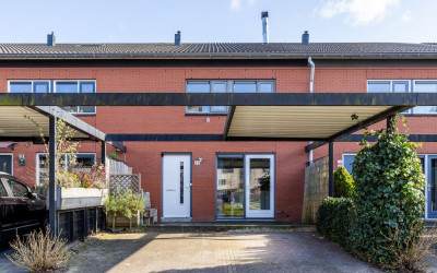 Woestduijnstraat 42