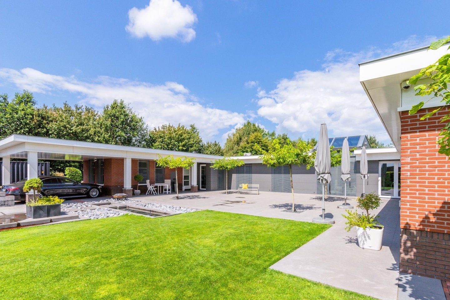 Vrijstaande woning te koop: Vijverbos 20, Almere