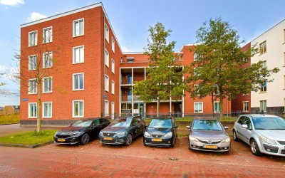 Hongarijehof 59