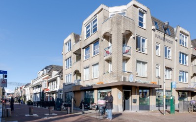 Koemarkt 83