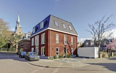 Zuiderkerks. 3-E