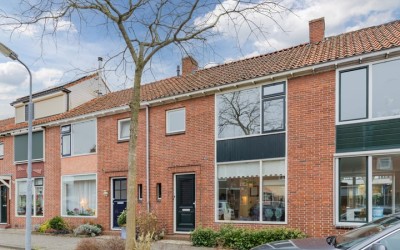 Witte Duifs. 18