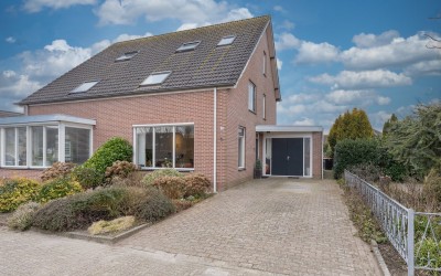 Koperwiek 28