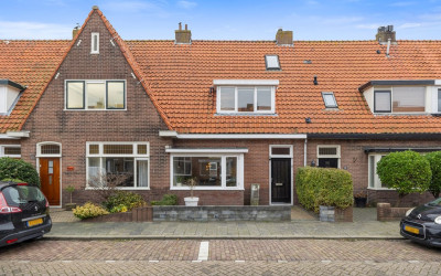 Prof. Zeemanstraat 21