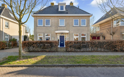 Toon Hermanslaan 32