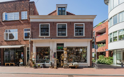 Stoofsteeg 8