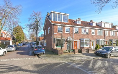 Meeuwenstra. 18