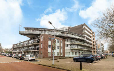 Burgemeeste. 8-02