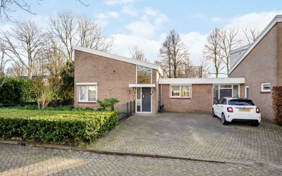 Simon de Da. 1