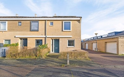 Roosduinen 25