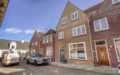 Vuurbaakstraat 4