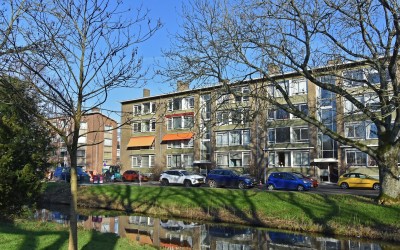 Aart van de. 98