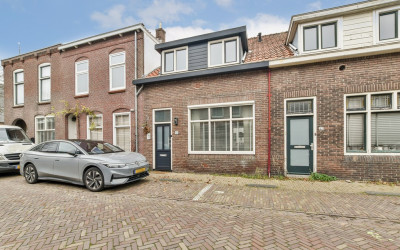 Hoofdstraat 25