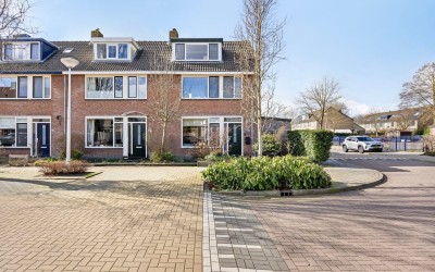 van Wassenaarstraat 32