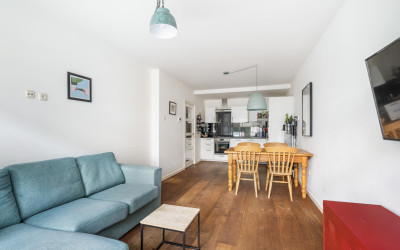 Vierhoutens. 109