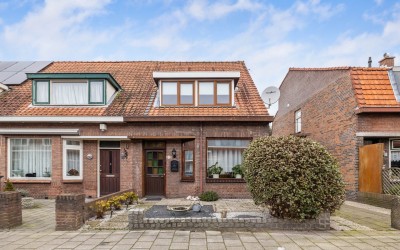 Duiventoren. 33