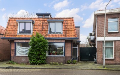 Mr. D.J. van Heusdestraat 2