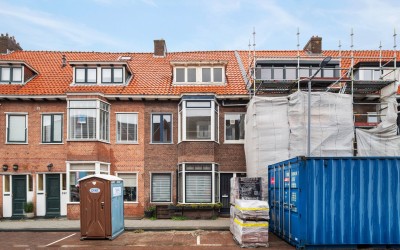 Zestienhove. 247