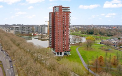 Ien Daleshof 75