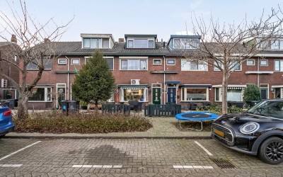 Van Brienen. 22