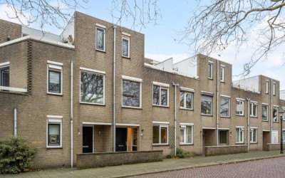 Vellevest 24