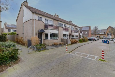 Varen 8