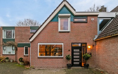 Wagenschuur 8