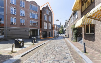 Houttuinen 12