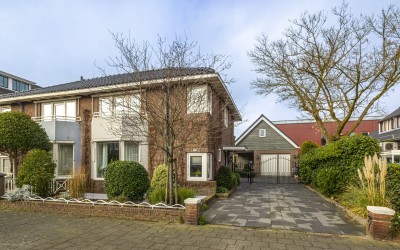 Merwestraat 15