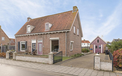 Sluisweg 7