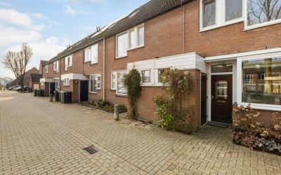 Kruisbesgaarde 5