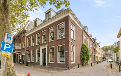 Breedstraat 36