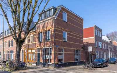 Adelaarstraat 68-A