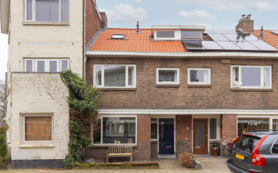 Cornelis Dr. 2