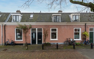 Beekstraat 13