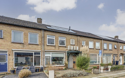 Janus Erasmiusstraat 8