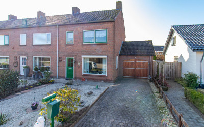 Hoofdveld 12