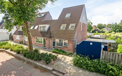 Willem Aron. 43