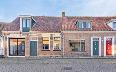 Kerkstraat 24
