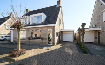 Haringvliet 13