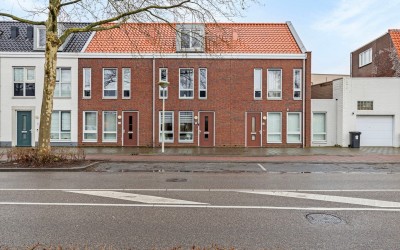 Van Konijne. 8