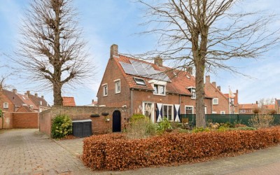 Adriaan Poi. 5