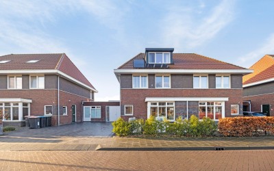 De Landerije 27