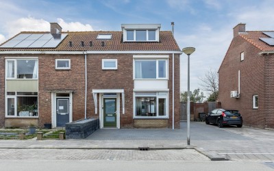 Dorpsweg 27